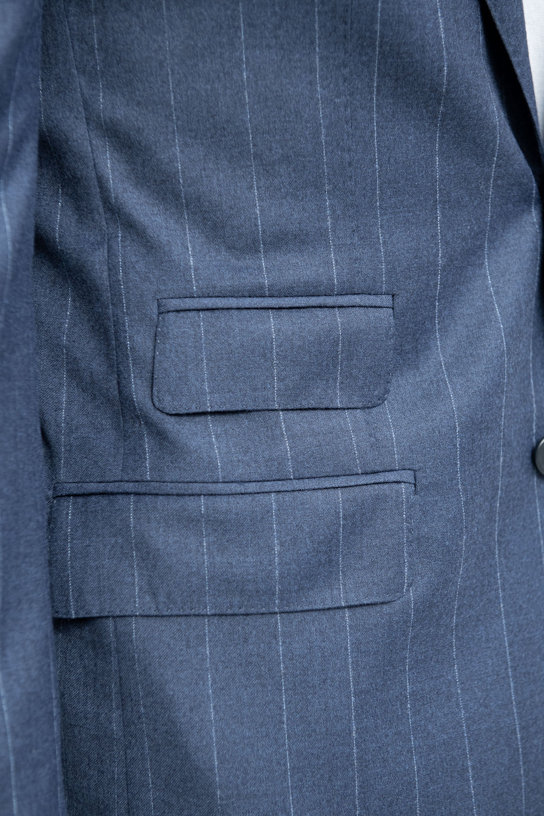Blue striped 140'S suit - Made in Italy